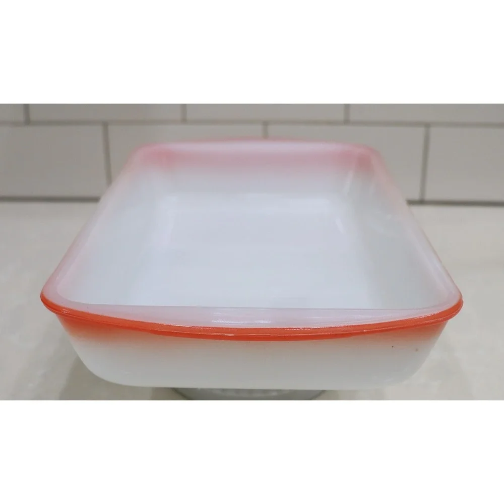 Glasbake J2024 Milk Glass Baking Dish Coral/Persimmon Glow-Rim 1.5 Qt. USA